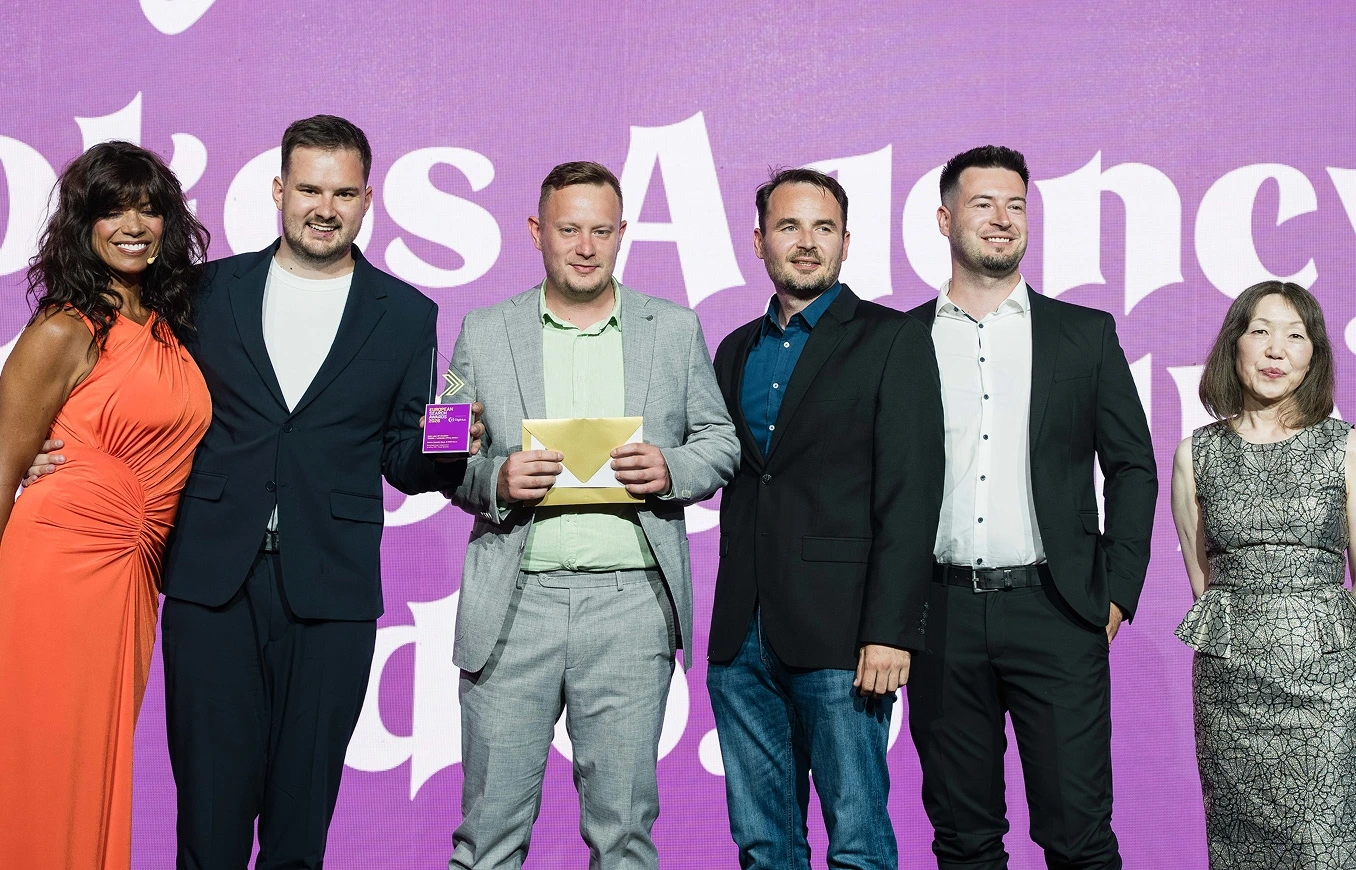 Ekipa agencije Kokos ob prejemu nagrade European Search Awards 2026.